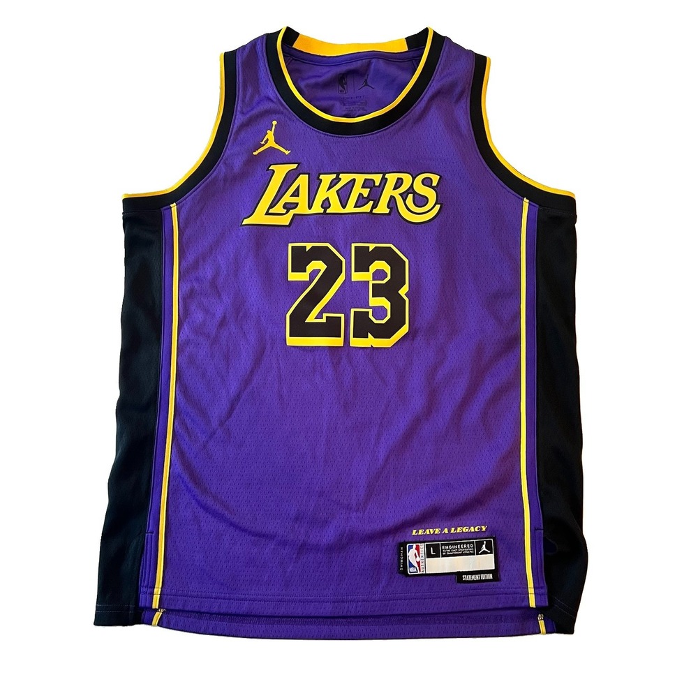 Los Angeles Lakers LeBron James 23 Jersey Boys L 14-16 Dri-Fit Statement Edition